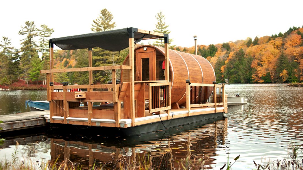 Destinations détente en pourvoirie Un sauna flottant à la pourvoirie Kenauk Nature.