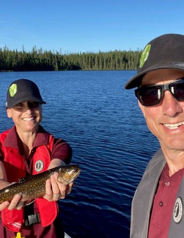 Propriétaires de la Pourvoirie du Lac Lareau 