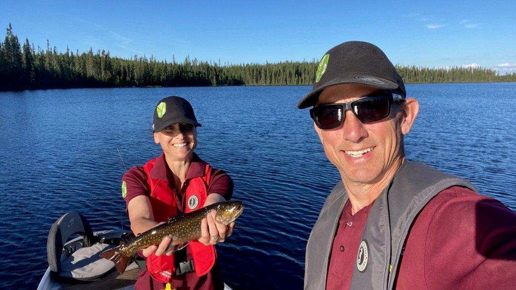 Propriétaires de la Pourvoirie du Lac Lareau 