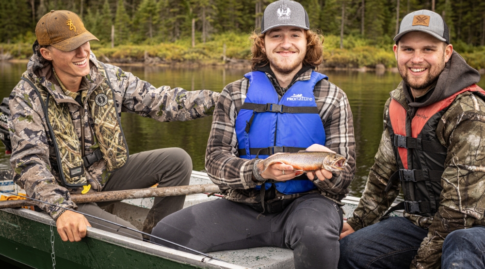Trois amis à la pêche